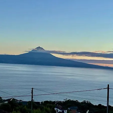 Dom wakacyjny Casa Da Petra *